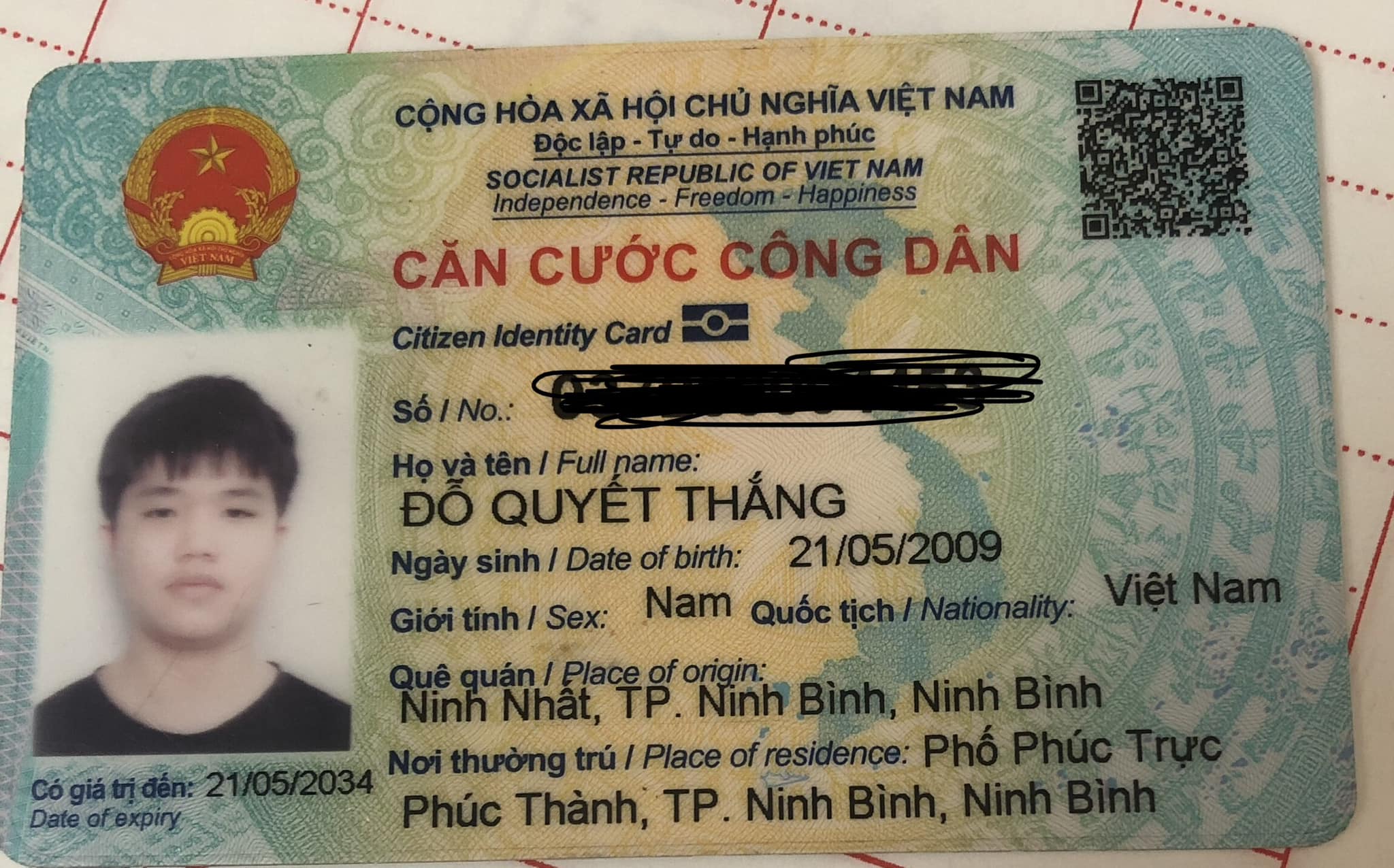 nhặt được giấy tờ Đỗ Quyết Thắng