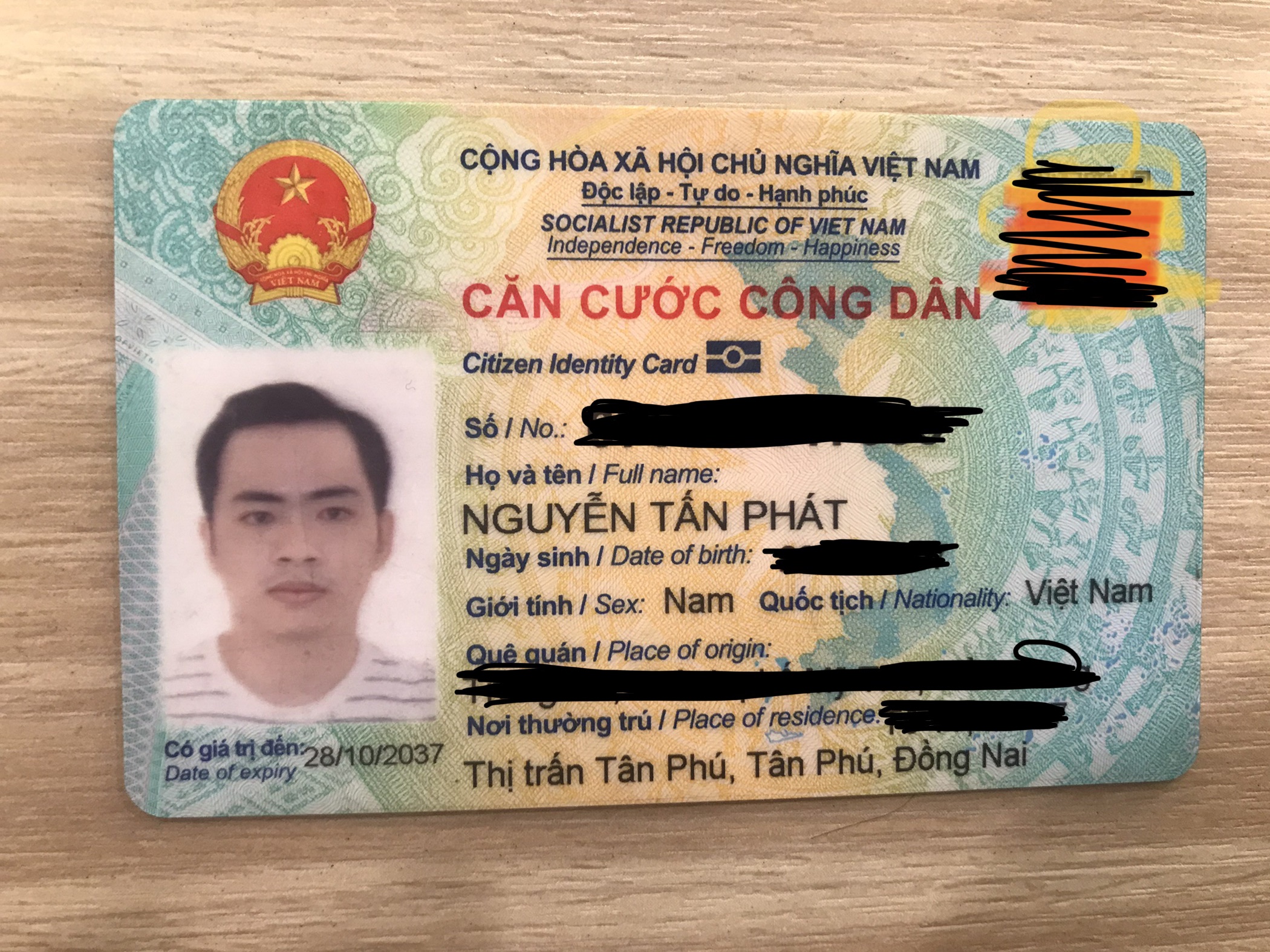 Giấy tờ Nguyễn Tấn Phát