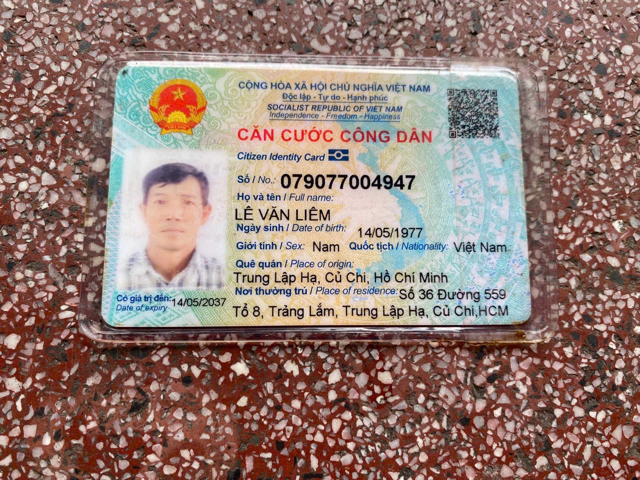 Tìm giáy tờ bị đánh rơi