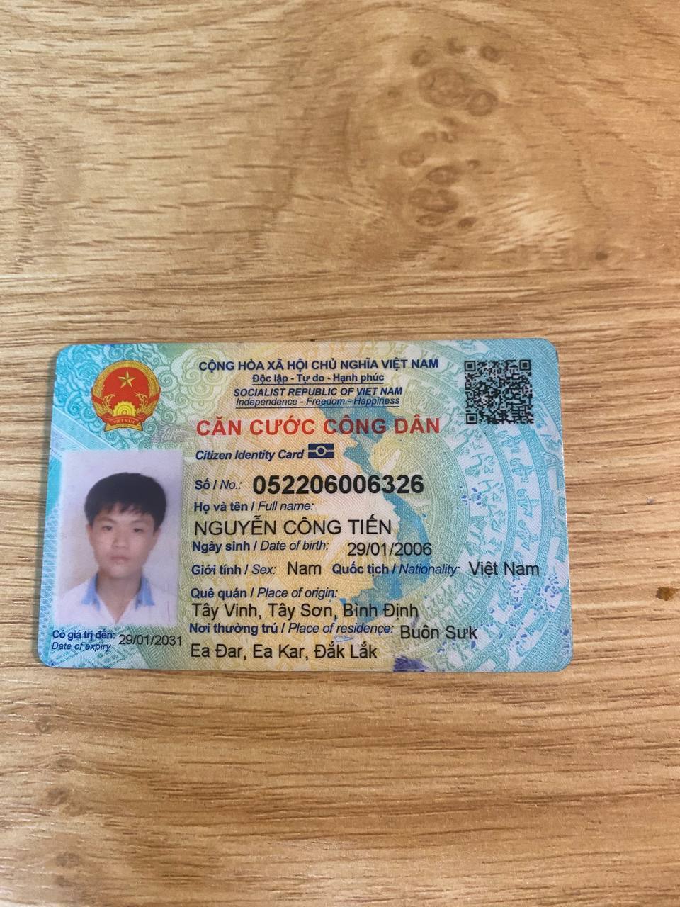 giấy tờ tuỳ thân ( căn cước công dân )